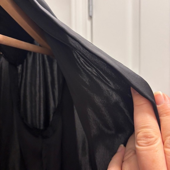 Deluc satin long sleeve crop blouse with shoulder pads - Picture 9 of 11